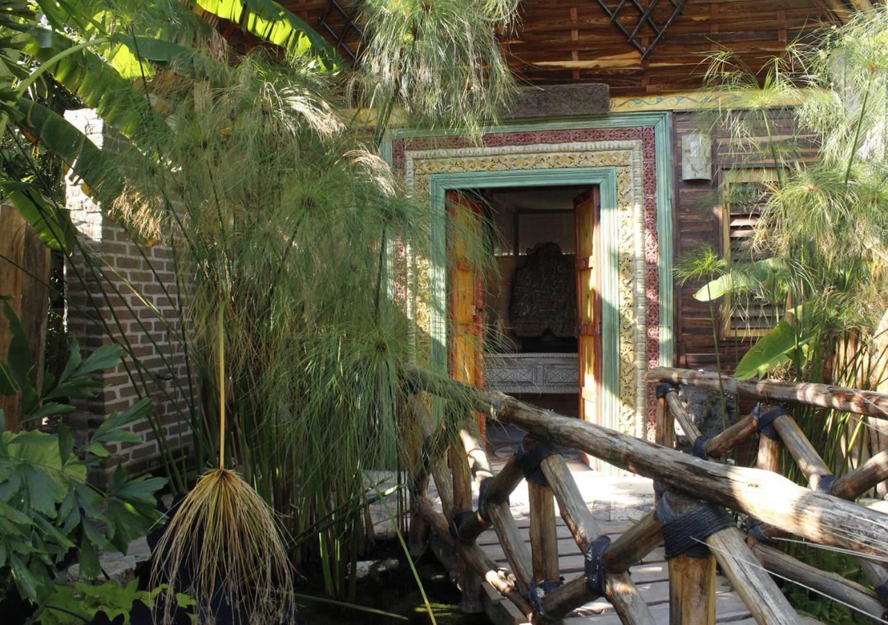 אחיחיק Mandala Thai מראה חיצוני תמונה